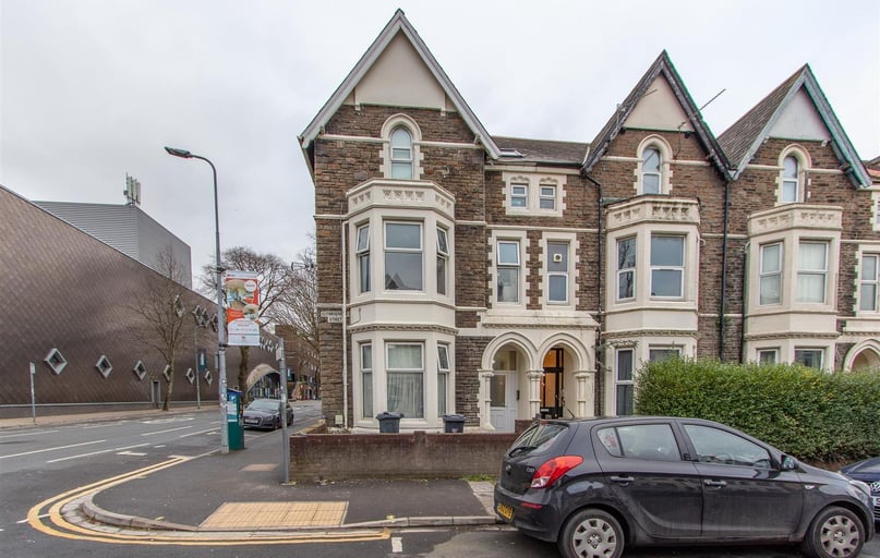 Glynrhondda Street, Plasnewydd, Cardiff - Image 1